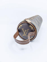 Load image into Gallery viewer, LOUIS VUITTON mini pencil case golf ball 
